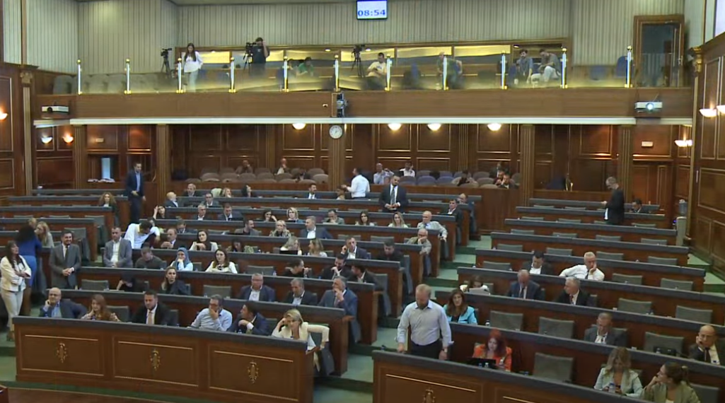 Ndërpritet seanca në mungesë kuorumi, Konjufca me vërejtje ndaj PDK-së