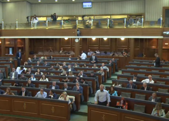 Ndërpritet seanca në mungesë kuorumi, Konjufca me vërejtje ndaj PDK-së