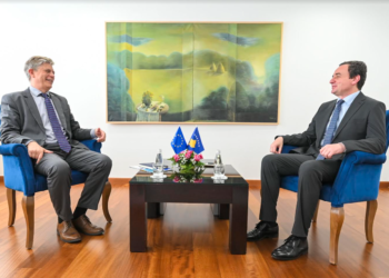 Kurti pret në një takim lamtumirës shefin e EULEXI-it, e falënderon për kontributin e tij