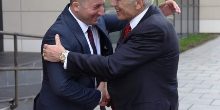 Mehaj flet me Clarkun për situatën e fundit dhe uljen e tensioneve