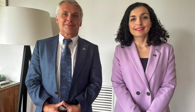 Osmani takon Rohden, kërkon që grupet kriminale në veri të ballafaqohen me drejtësinë