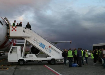 Riatdhesohen 50 shqiptarë nga Britania e Madhe