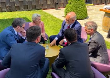 Rama i kërkon Vuçiqit normalizim e njohje të ndërsjellë me Kosovën