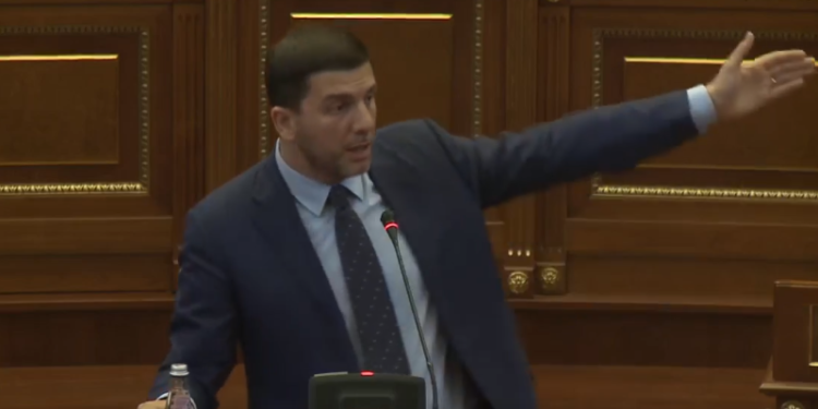 Krasniqi-Kurtit: Harroje që organizon zgjedhje të reja në Zubin Potok e Zveçan