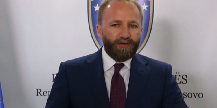 Tahiri për dorëheqjen e kryetarëve veriorë: Çdo vendim në koordinim me ShBA-në