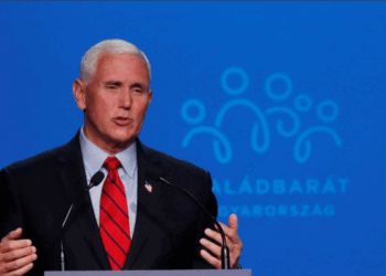 Mike Pence shpall kandidaturën për president të SHBA-së
