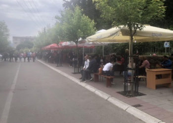 Përfaqësuesit e Listës Serbe nuk shihen të martën në Zveçan