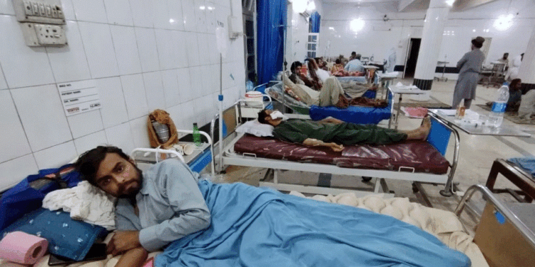 Moti i keq shkakton 27 viktima në Pakistan