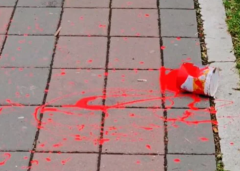 Sumohet me ngjyrë të kuqe vetura e ministrit Aliu në Leposaviq