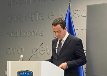 Kurti: Arrestimi i tre policëve na detyron ta rrisim kontrollin kufitar