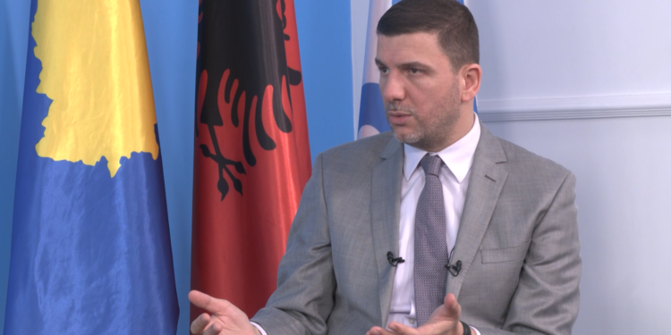 Kreu i PDK-së thotë se nuk e përkrahin mocionin e AAK-së: Nuk i kemi votat