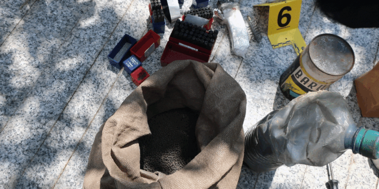 Arrestohet një person për trafikim të armëve në Podujevë