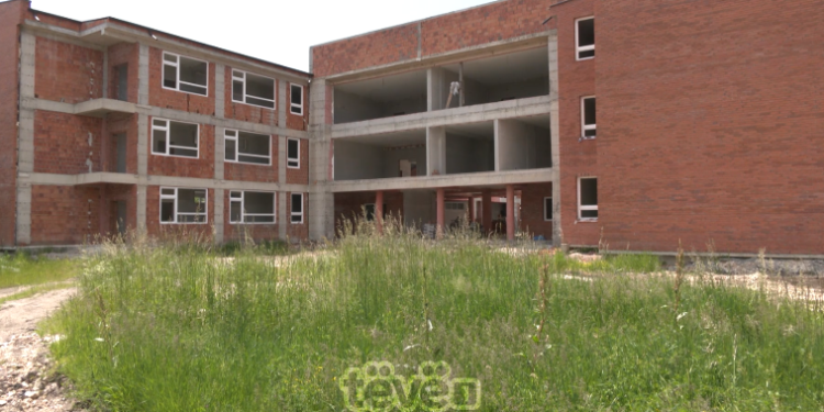 Shkolla e papërfunduar që gjashtë vjet