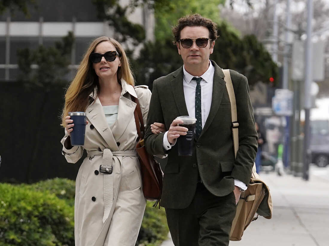 Danny Masterson and his wife Bijou Phillips arrive for closing arguments in his second rape trial, Tuesday, May 16, 2023, in Los Angeles. Masterson is charged with raping three women at his Los Angeles home between 2001 and 2003. (AP Photo/Chris Pizzello)