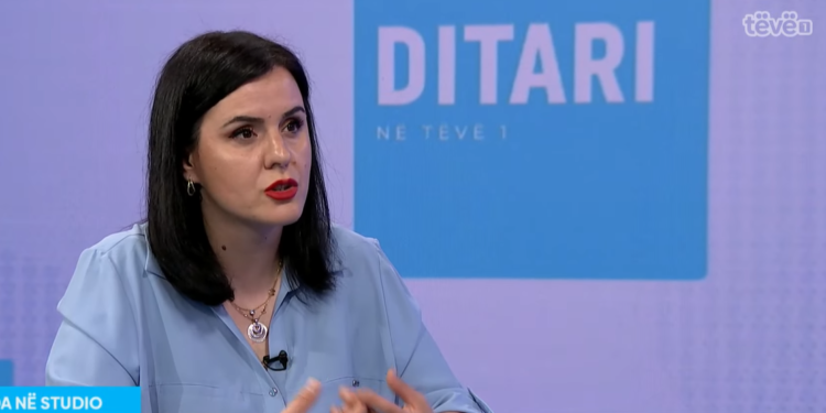 Tahiri-Beqa: Në qoftë se Kosovës i vihen sanksione, dyfish më shumë duhet t’i vihen edhe Serbisë