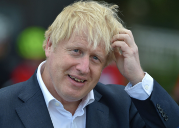 Boris Johnson dorëhiqet pasi konstatohet se mashtroi Parlamentin britanik