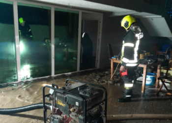 Vërshime në Zabel të Drenasit, reagojnë ekipet e zjarrfikësve