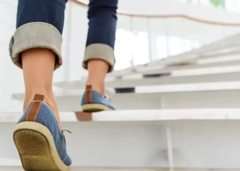 Disa mënyra për të qëndruar më pak ulur dhe për të lëvizur më tepër