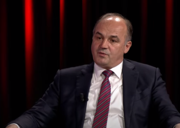 Hoxhaj: Opozita të kërkojë takim me Kurtin, nuk mendoj se duhet ta rrëzojmë atë