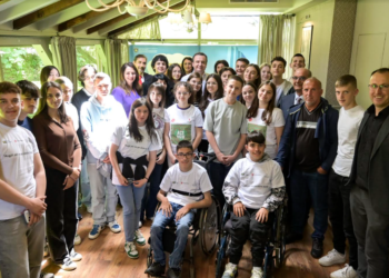 Në shënim të 1 Qershorit, Kurti mori pjesë në diskutim të hapur me nxënës