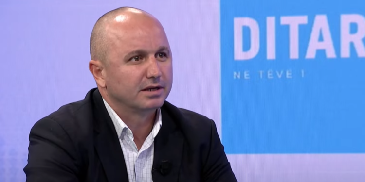 Ukaj: Deklaratat e Ramës pas anulimit të mbledhjes së dy qeverive ishin të pasinqerta