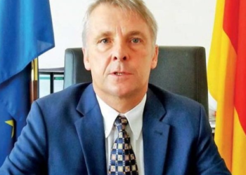 Rohde demanton raportimet se “200 kompani gjermane paralajmërojnë ikjen nga Kosova”