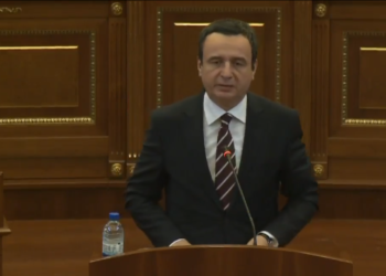 Kurti përkrah Projektligjin e ri për zgjedhjet: Ua lehtëson votimin mërgimtarëve