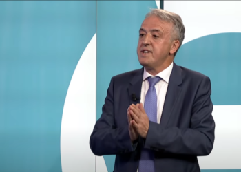 Hamiti: Bidenin nuk e ka quajtur ‘naiv’ as Lavrovi, kush është Albin Kurti ta bëjë