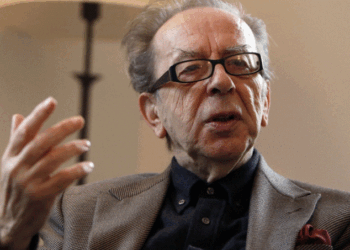 Kadare rrëfen njohjen me Ukshin Hotin: Besimi i tij te Evropa nuk duhet të humbë në Kosovë