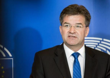 Lajçak: S’duam Ukrainë tjetër, po punojmë për të qetësuar situatën në Kosovë