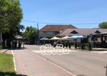 Situatë e qetë në Leposaviq, pak protestues para komunës