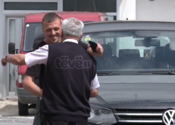 Rrëfimi i të liruarve nga burgu i Serbisë, emocione në shtëpinë e tyre