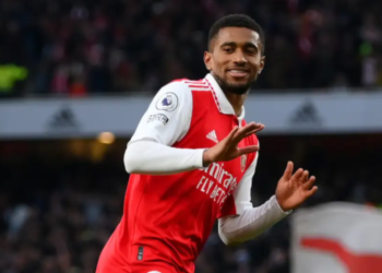 Arsenali blindon Nelson