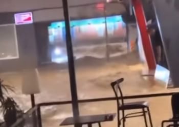 Situatë e rëndë në Pejë, shiu e breshëri shkaktojnë vërshime të mëdha