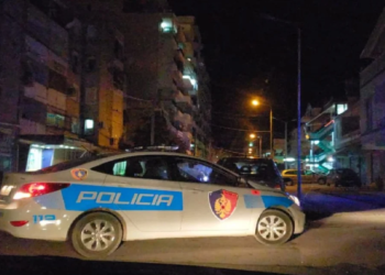 Humb jetën turistja polake, u rrëzua aksidentalisht në afërsi të një hoteli në Malin e Robit