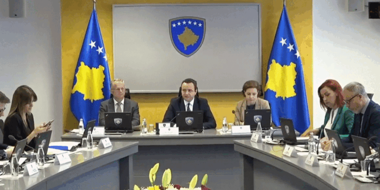 Kurti: Projektligji i ri i propozuar për tatim në pronë nga disa deputet dëmton buxhetin