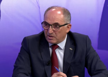 Totaj thotë se gratë nuk po kanë guxim të marrin përgjegjësi për udhëheqjen e drejtorive komunale