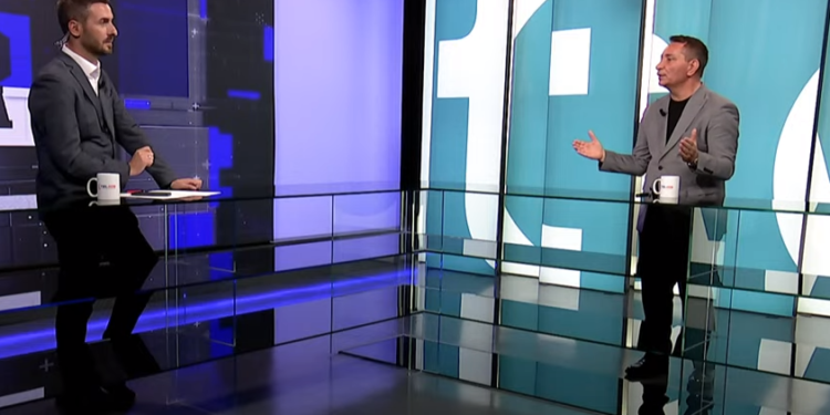 Lekaj thotë se Kurti mund të ketë qëllime të mira, por se veprimet i ka të dëmshme