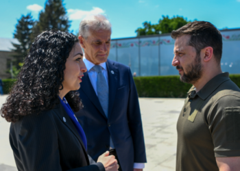 Osmani takohet me Zelenskyn: Askush nuk e kupton dhimbjen e Ukrainës më mirë se populli i Kosovës