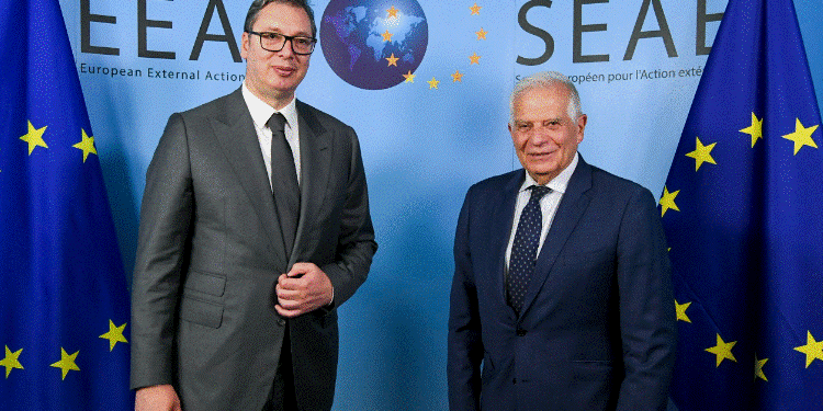 Borrell nis takimin me Vuçiqin