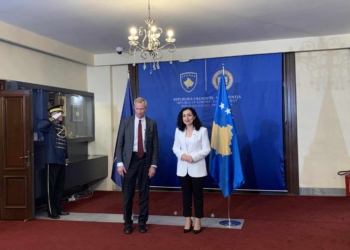 Zyrtari i NATO-s takon Osmanin dhe Kurtin