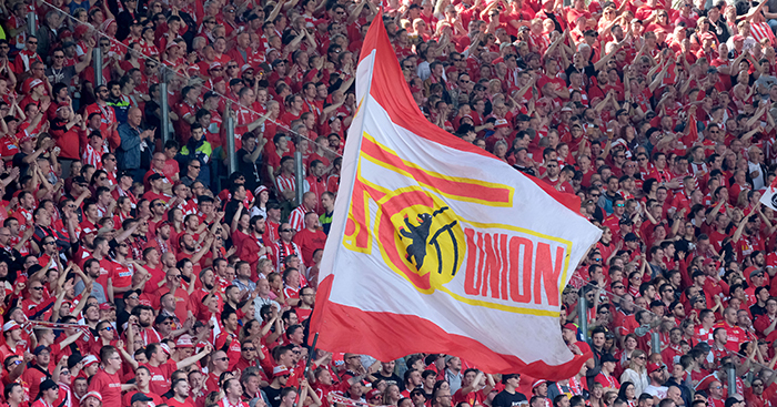 Union's fans get in the mood during the German Bundesliga seconds match between Hannover 96 and 1. FC Union Berlin in the HDI-Arena, Hanover, Germany, 01 April 2017. (EMBARGO CONDITIONS - ATTENTION: Due to the accreditation guidlines, the DFL only permits the publication and utilisation of up to 15 pictures per match on the internet and in online media during the match.) Photo: Peter Steffen/dpa