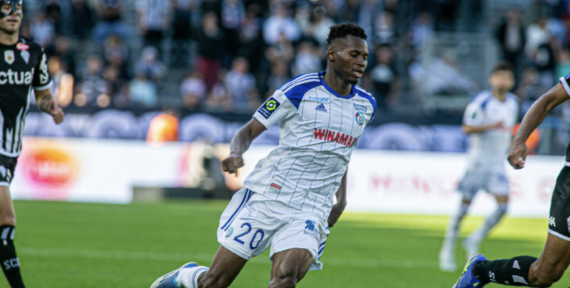 West Ham “peshkon” në Francë, londinezët pranë firmës me sulmuesin senegalez