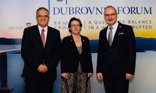 Berishaj i del në mbrojtje Gërvallës: Raportimet se u përplas me Escobarin, trillime