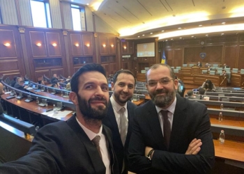 Deputeti i Vetëvendosjes kritikon Kurtin