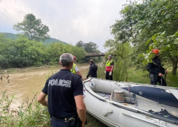 Dyshohet se një grua ka rënë në lumin Ibër në Zveçan