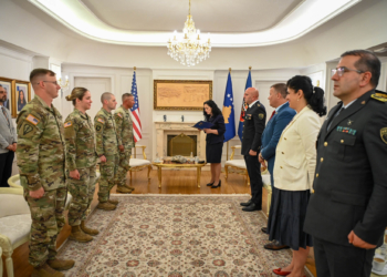 Osmani dekoron tre udhëheqës ushtarakë amerikanë të KFOR-it