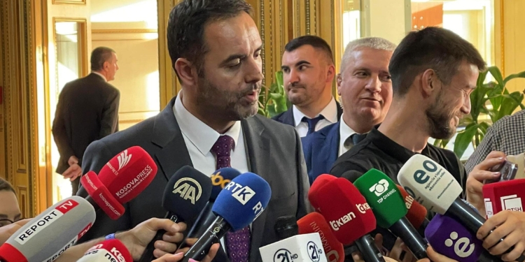 Konjufca thotë se Kurti e Rama do të takohen së shpejti