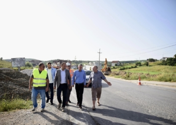 Aliu: Puna për zgjerimin e rrugës Komoran-Drenas-Skenderaj është duke vazhduar, shpronësimi solli vonesa