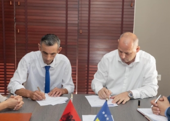 Komuna e Zveçanit dhe e Drenasit nënshkruajnë marrëveshje bashkëpunimi